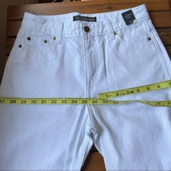 Abercrombie & Fitch The A&F Girlfriend High Rise size 24